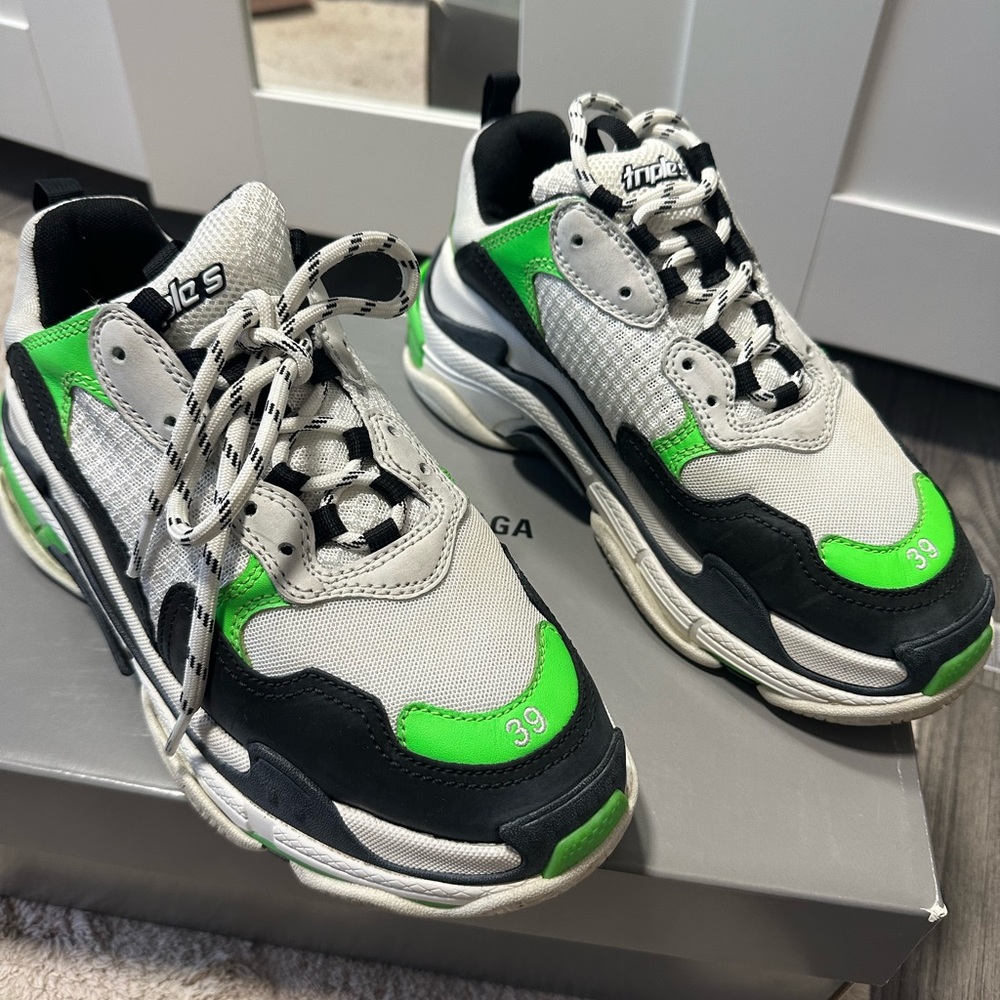 Balenciaga Triple S Sneaker EU39 - Picture 4 of 8